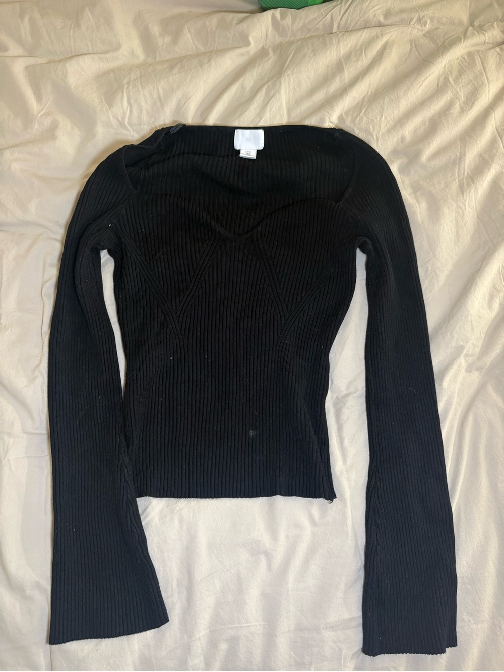 H&M White Ribbed Sweetheart V-Neck Sweater